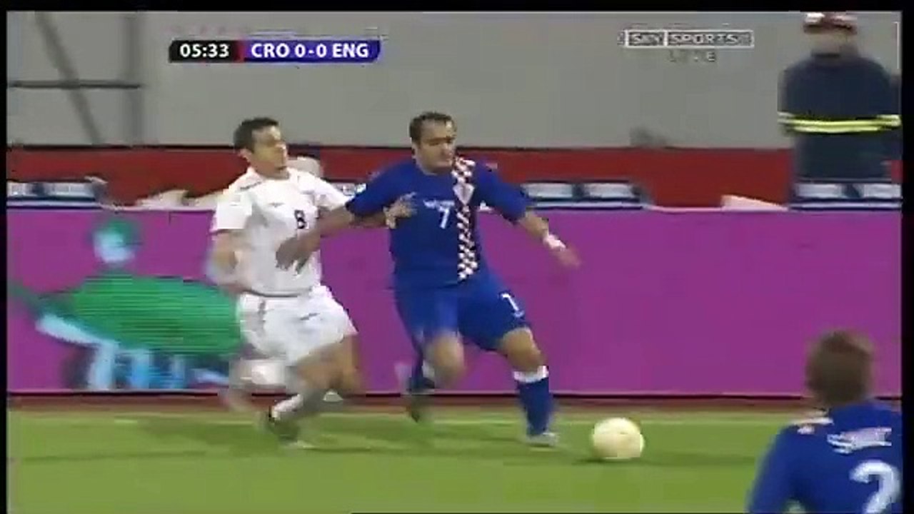 y2mate.com - Croatia V England 11th October 2006_360P[Trim]