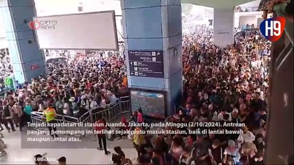 Kepadatan Stasiun Juanda Akibatkan Penumpang KRL Penuh Sesak dan Sulit Bernafas