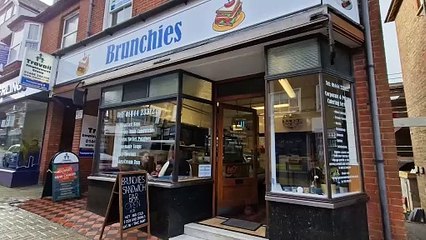 New sandwich bar opens in Burgess Hill