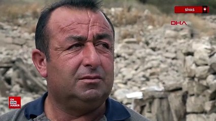 Sivas'ta su altında kalmadan önce çalıştığı köyü, yıllar sonra yürüyerek gezdi