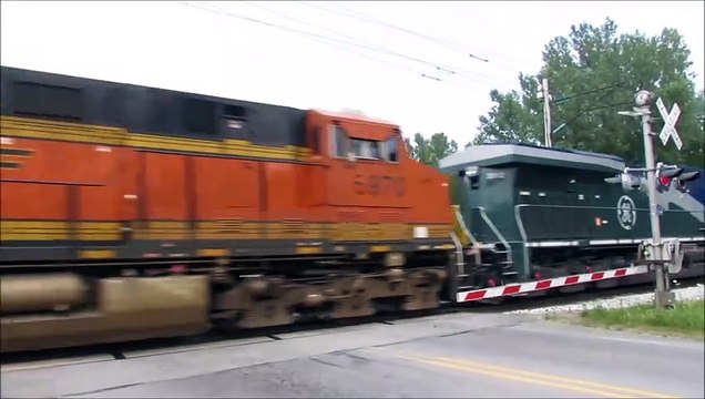 New GE Test Track Action With CSX and NS Trains! By Jim Gray 7 27 16