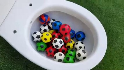 Football VS Coca Cola Zero, Fanta, Mtn Dew, Powerade, Fruko and Mentos in the toilet