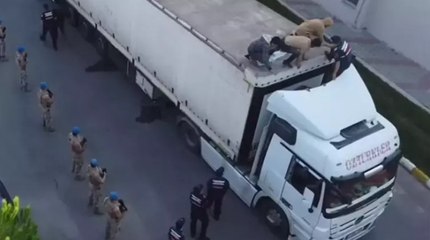 Bakan Yerlikaya, bir ayda 4 bin 40 düzensiz göçmenin yakalandığını bildirdi