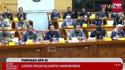 Hakim Geram, Rapat DPR Berubah Riuh Tepuk Tangan