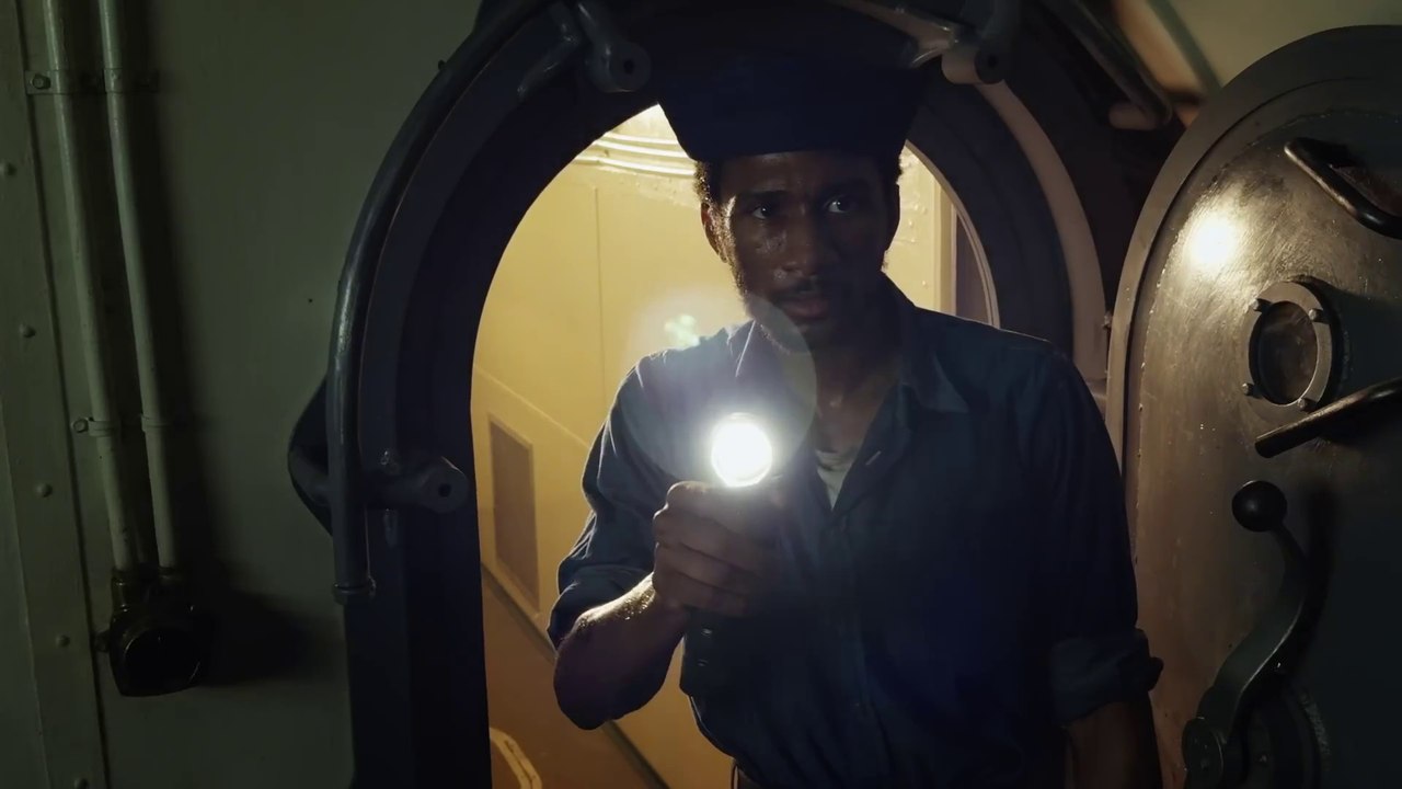 Submerged - Trailer (English) HD