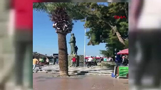 BALIKESİR'de Atatürk heykeline balyozlu saldırı (VİDEO EKLENDİ)