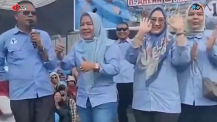 Viral, Calon Walikota di Sumsel Pamerkan Empat Istri saat Berkampanye