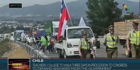 Chilean teachers' union begins walk to demand priority to education