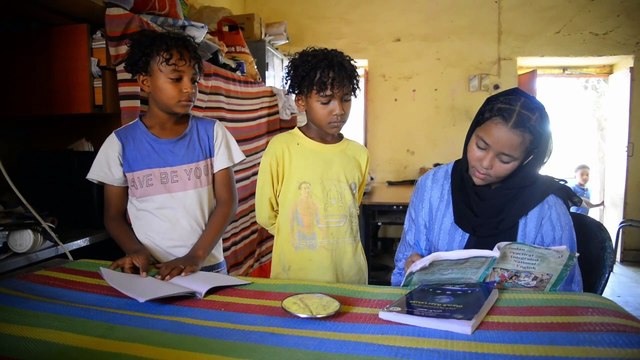 Más de la mitad de las niñas, niños y jóvenes en países en conflicto interrumpen su educación