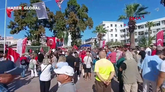 Atatürk heykeline balyozlu saldırıya protesto