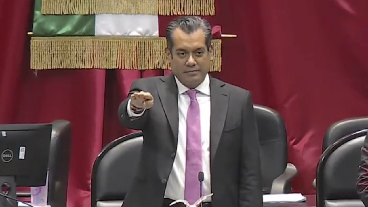 Sergio Luna rinde protesta como nuevo presidente de la Mesa Directiva de la Cámara de Diputados