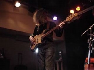 Michel Hatzigeorgiou Intro solo