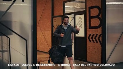 En musculosa y levantando pesas: Andrés Ojeda, el candidato de derecha que sorprende con un atípico spot de campaña