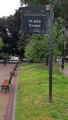 Plaza Yungay, Santiago, Chile 