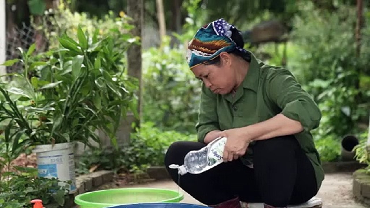 Bà Tuyết Diamond - từ nông dân nghèo đến _Idol triệu view_ của giới trẻ