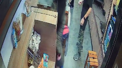 Scandal la un fast-food din Piatra-Neamț