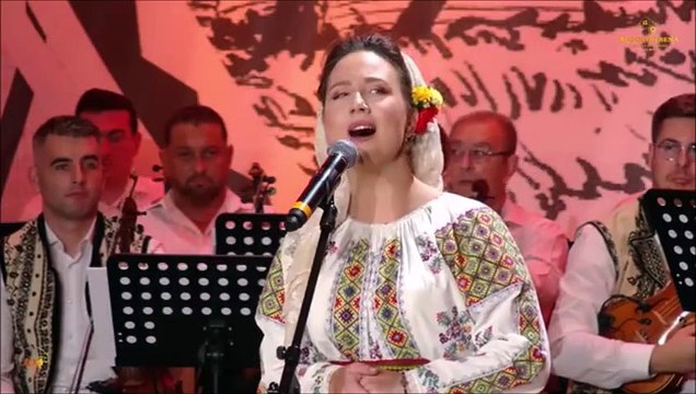 Luiza Elena Turcu - Festivalul Strugurele de aur - Alba-Iulia - 05.09.2024