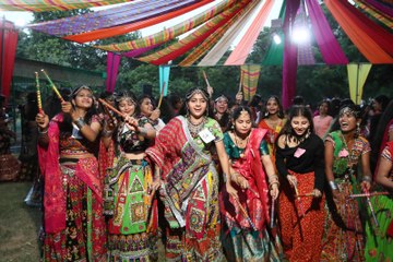 नवरंग डांडिया महोत्सव का आयोजन