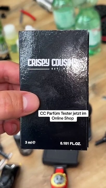 „Bist du der Boden oder warum stehe ich auf dich“ #barber #friseur #skinfade #midfade #fringe #curly