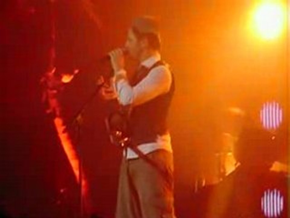 Christophe Maé discours sur les femmes zenith le 04.04.08