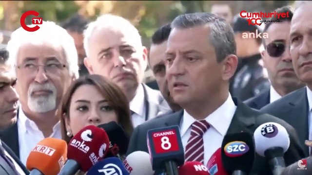 Özgür Özel'den 'ayağa kalkma' eleştirilerine net yanıt_ 'Kaybediyorsam ben kaybediyorum...'