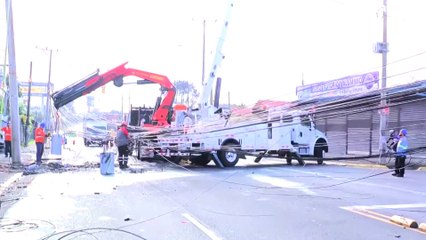 tn7-calle-entre-alajuela-y-heredia-cerrada-por-caida-de-poste-091024