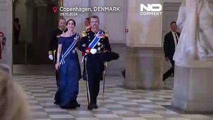Reis da Dinamarca recebem presidente islandesa no Palácio de Christiansborg