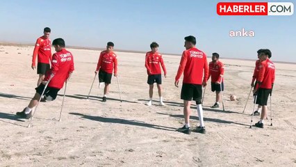 Ampute Milli Takımı Kuraklığa Dikkat Çekmek İçin Seyfe Gölü'nde Antrenman Yaptı