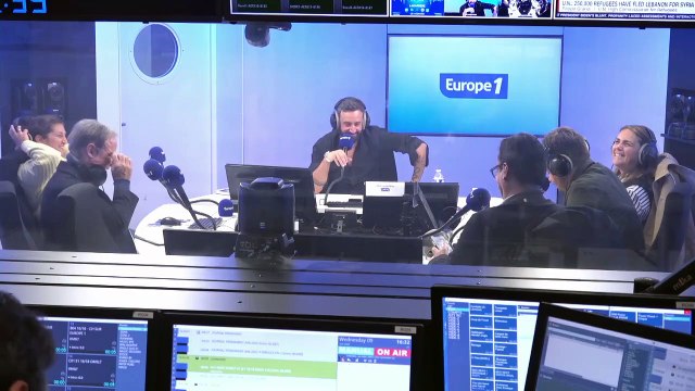 Cyril Hanouna - Une élève agresse sa professeure après une demande de retirer son voile à Tourcoing : «Les dix professeurs qui soutiennent [l’élève], c’est dehors», déclare Cyril Hanouna