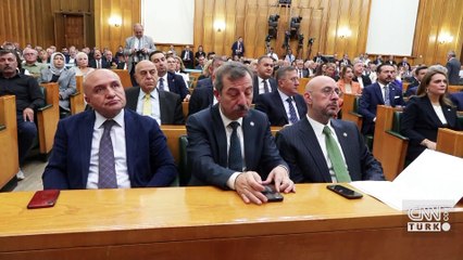 Müsavat Dervişoğlu’ndan kadın cinayetlerine tepki
