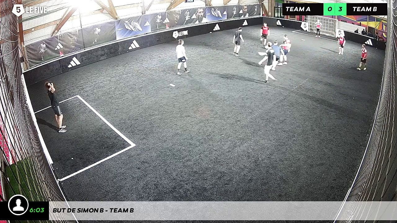But de Simon B - Team B