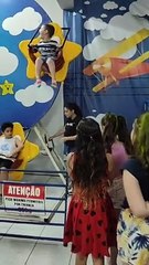 Hospital Cemil celebra festa para crianças com muita alegria e diversão
