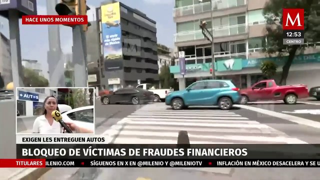Agreden y persiguen a presuntas estafadoras de financiera de autos en CdMx
