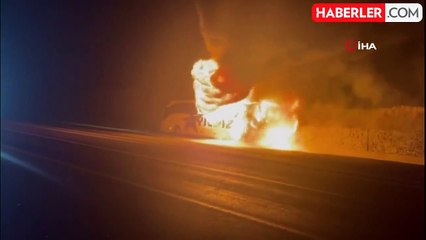 Bingöl'de Seyir Halindeki Yolcu Otobüsü Alev Aldı