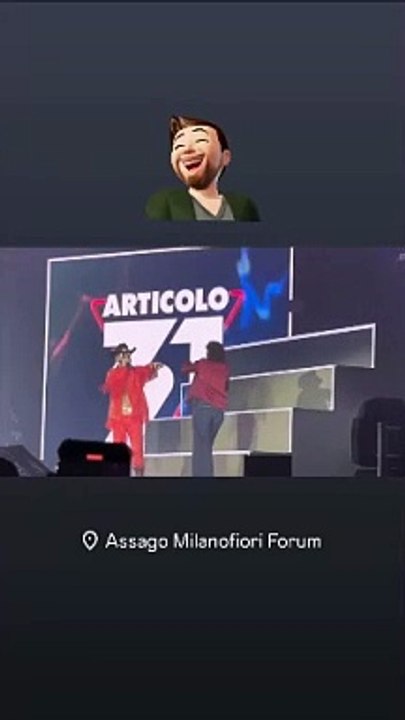Elly Schlein rappa con J-Ax al forum di Assago