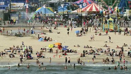 Aerial.America.S08E01.New.York.City.24