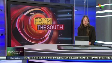 Pres. Putin awards Alexander Lukashenko the order of St Andrew the apostle the first-called