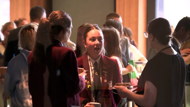 NSW and SA state governments host social media summit to discuss harms and restrictions for young people