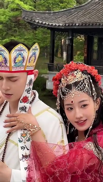 Phong tục Tây Tạng - Trao thân cho 20 người đàn ông mới được kết hôn