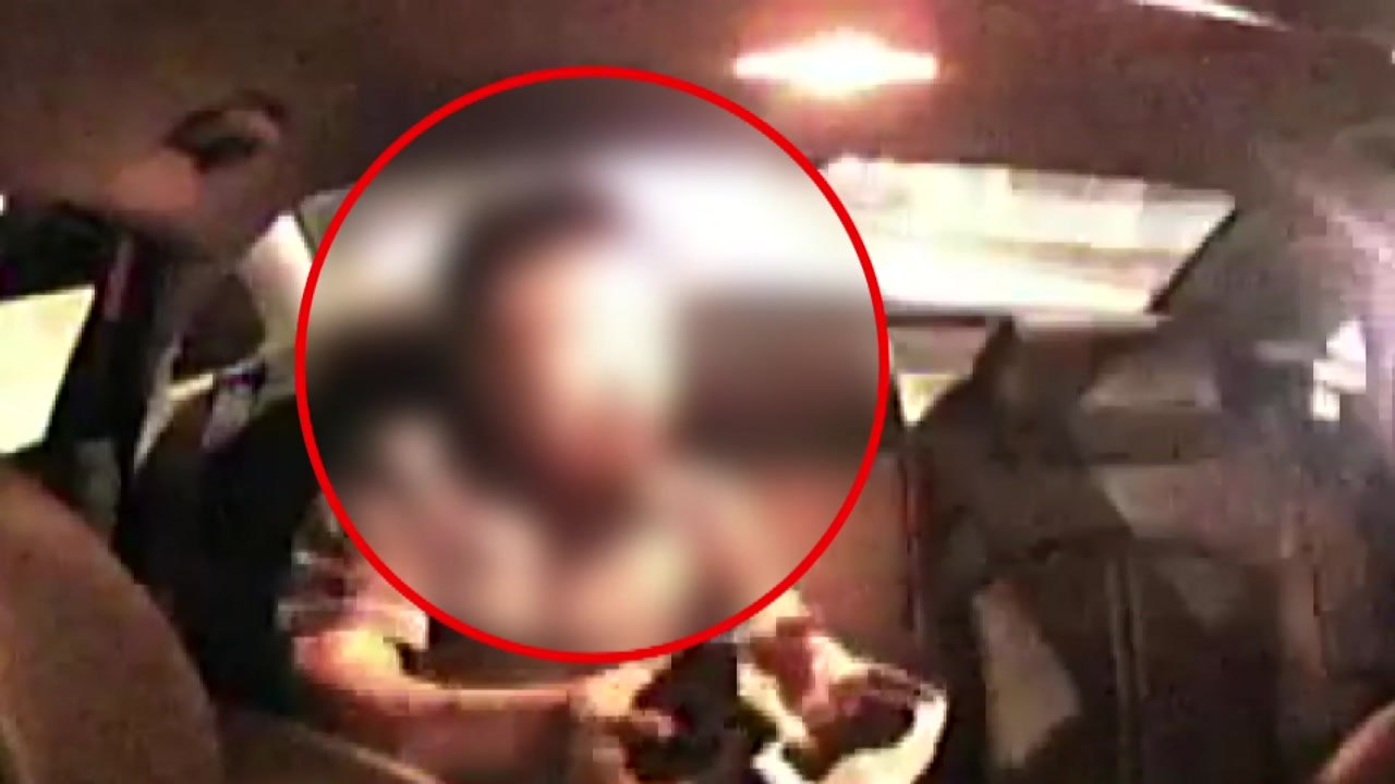휴대전화로 택시기사 무차별 폭행...50대 남성 검거 [앵커리포트] / YTN