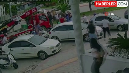 Anne ve Oğlunun Yaralandığı Kaza Güvenlik Kamerasında