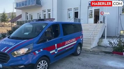 Mersin'de Ormanlık Alanda Uyuşturucu Yetiştiren Şüpheliler Suçüstü Yakalandı