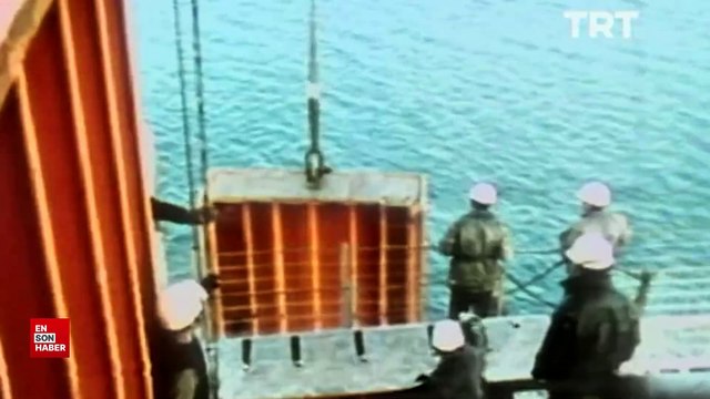 30 Ekim 1973'te hizmete açılan Boğaziçi Köprüsü'nün yapım aşamaları