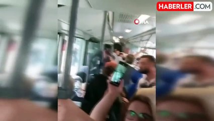 Engelli Oğlunu Bindirmek İçin Otobüsün Önüne Yatan Ebeveynler