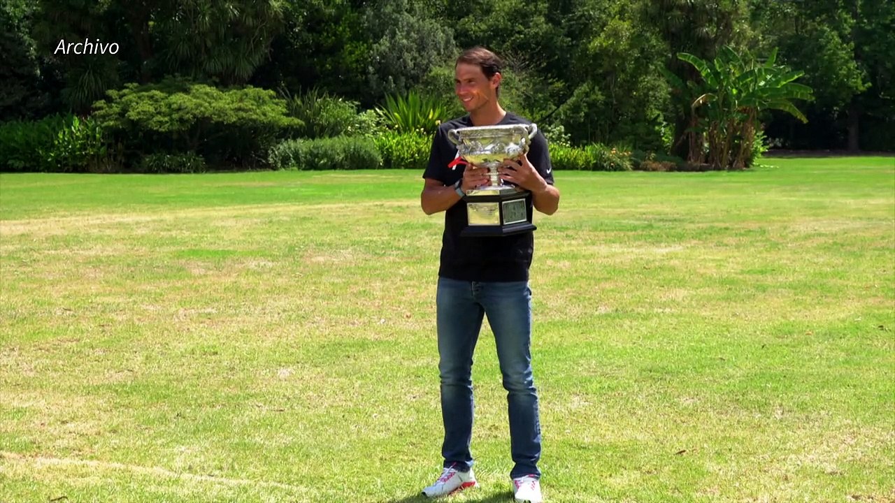 Nadal se retira y deja al tenis y al deporte español huérfano de una de sus leyendas