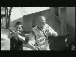 CLip officiel de 100 froa et K1ROu- ma musique fait rêver-