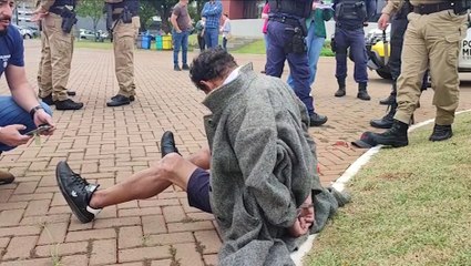 Armado com faca, homem tenta invadir sala do Prefeito e é detido pela Guarda Civil Patrimonial