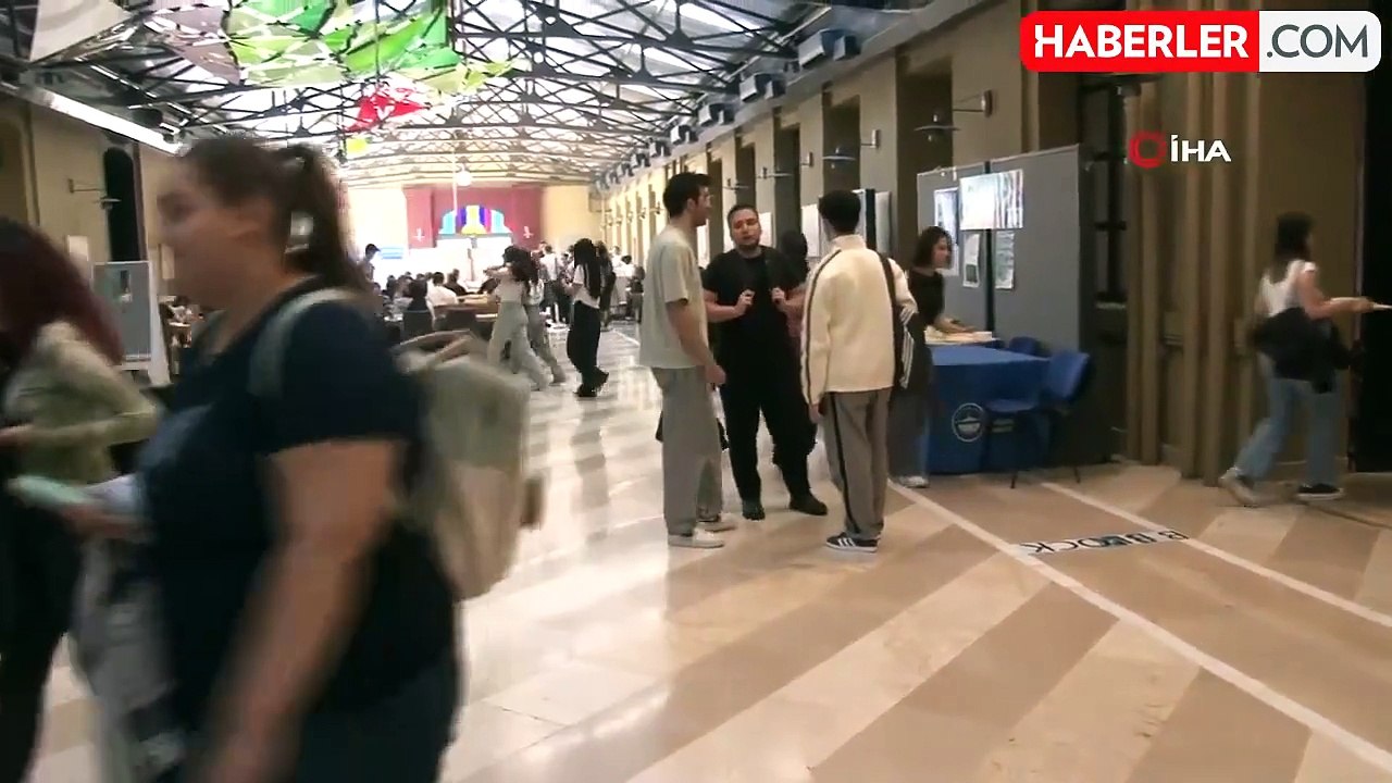 Kadir Has Üniversitesi, Türkiye'nin En İyi 8'inci Üniversitesi Seçildi
