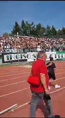 L'applauso della Volpi per Filippo