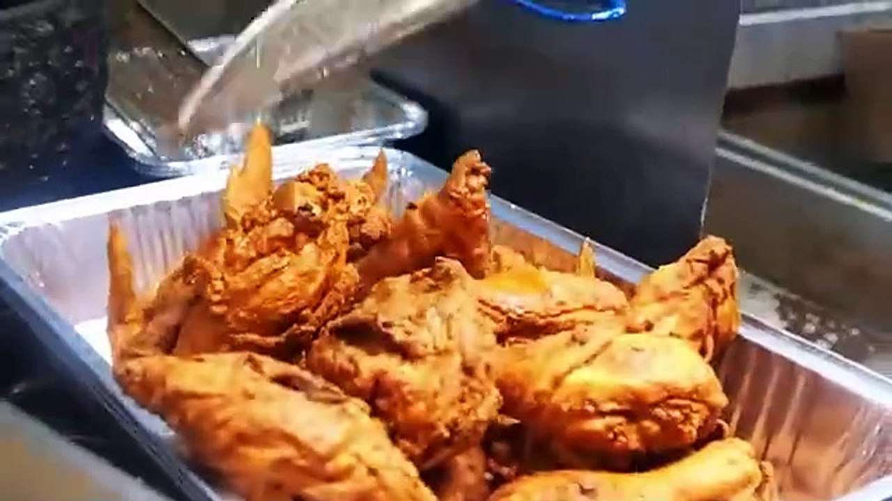 American Food - The BEST FRIED CHICKEN AND WAFFLES in New York City! Amy Ruth's Harlem NYC..